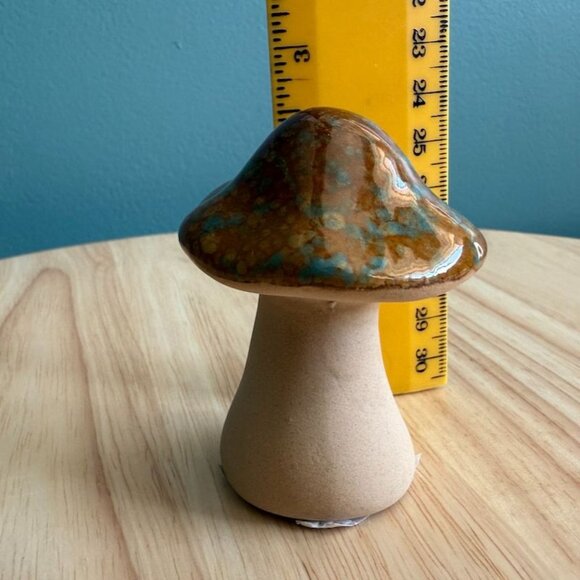 3" Ceramic Mushroom Figurine Speckled Brown Green Glaze Natural Finish Table Dec - Picture 5 of 6